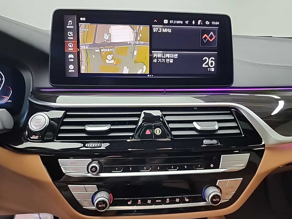 BMW 5 Series - Vista 10