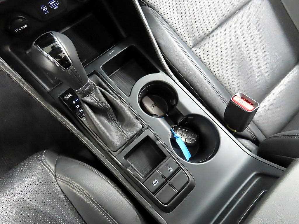 HYUNDAI Tucson - Vista 10
