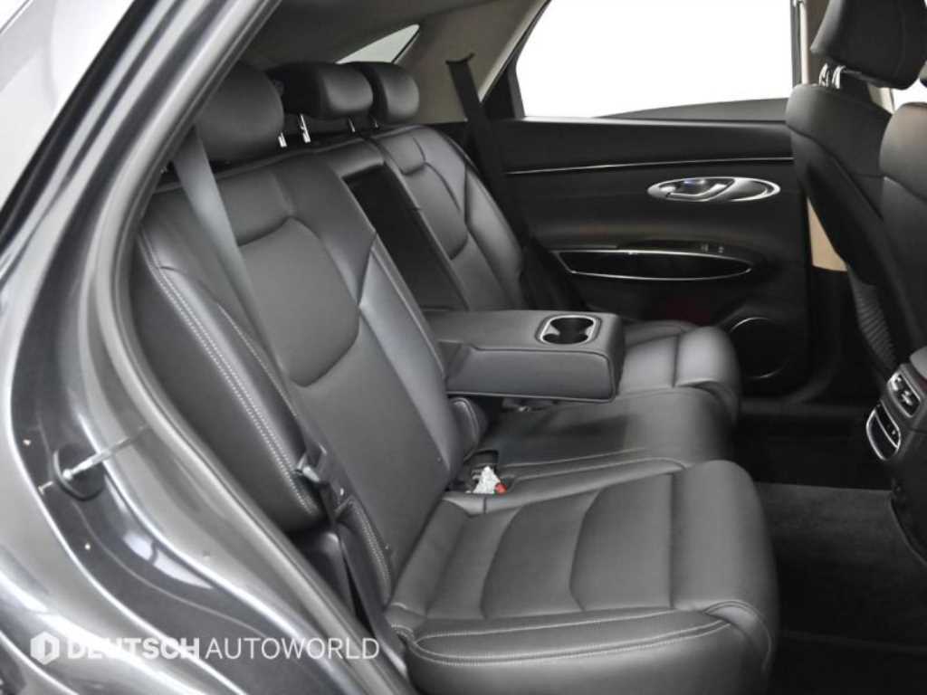 Genesis GV70 - Vista 12