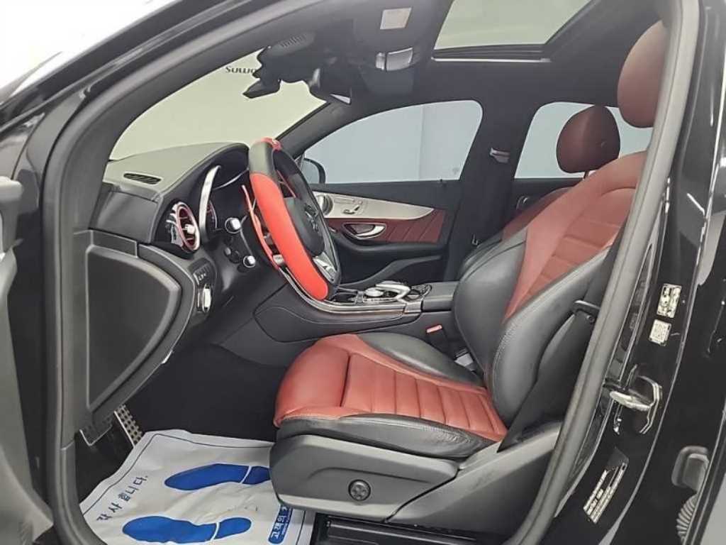 Mercedes Benz GLC Class - Vista 11