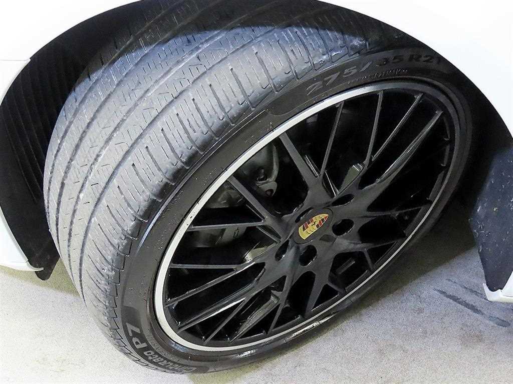 Porsche Panamera - Vista 5