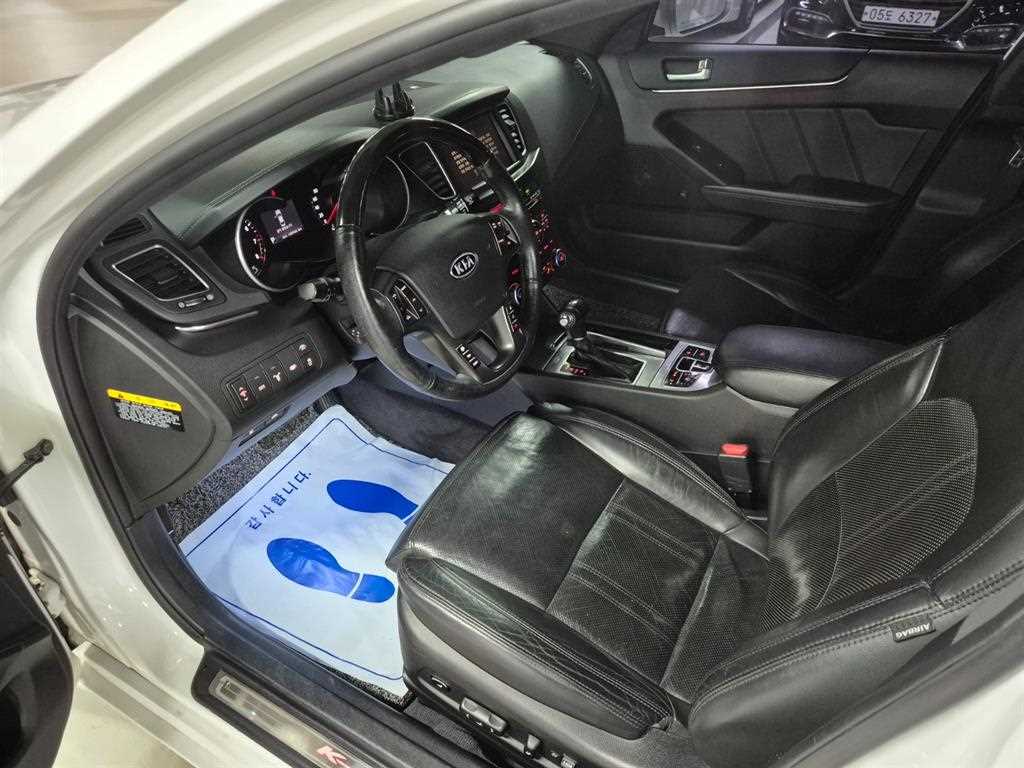 KIA K7 - Vista 6