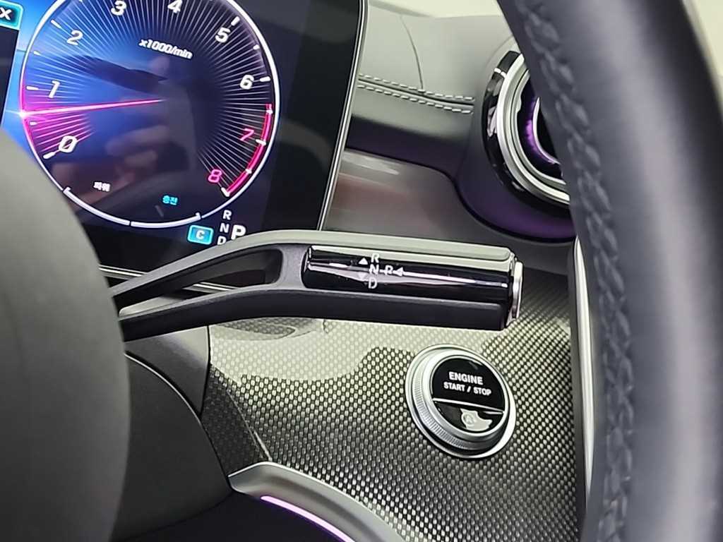 Mercedes Benz C Class - Vista 8