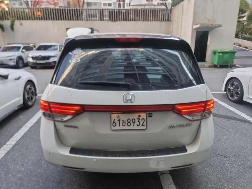 Honda Odyssey - Vista 4