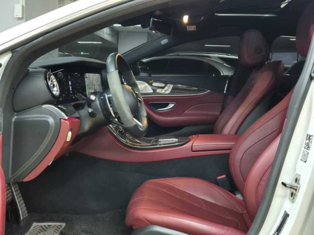 Mercedes Benz CLS Class - Vista 10