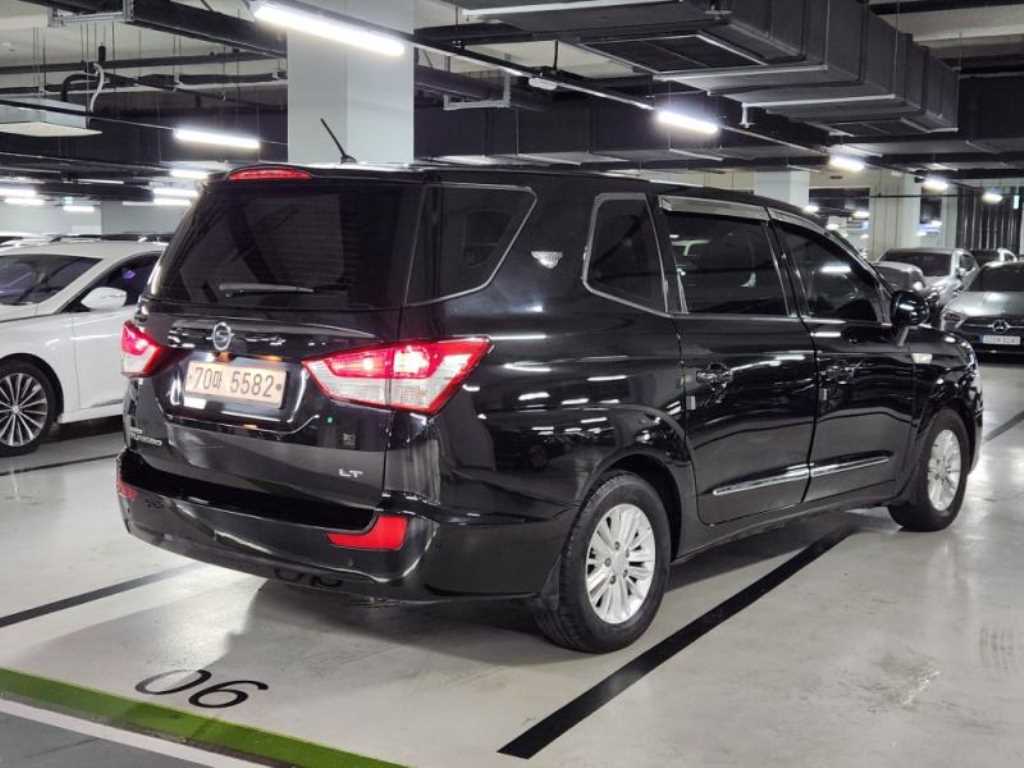 Ssangyong Korando - Vista 4