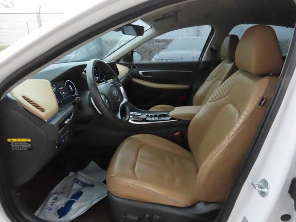 HYUNDAI Sonata - Vista 5