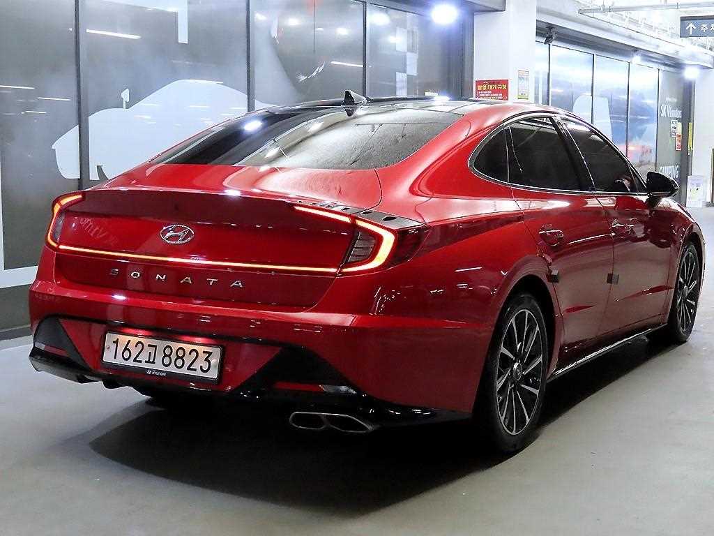 HYUNDAI Sonata - Vista 4