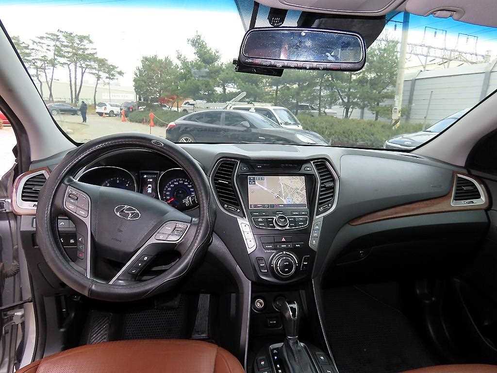 HYUNDAI Maxcruz - Vista 7