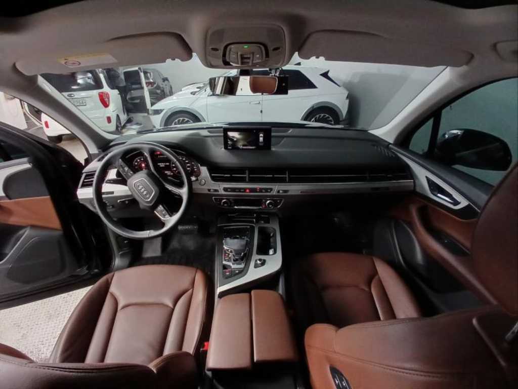 Audi Q7 - Vista 6