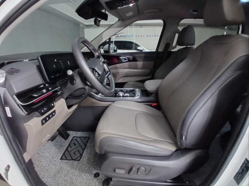 KIA Carnival - Vista 7