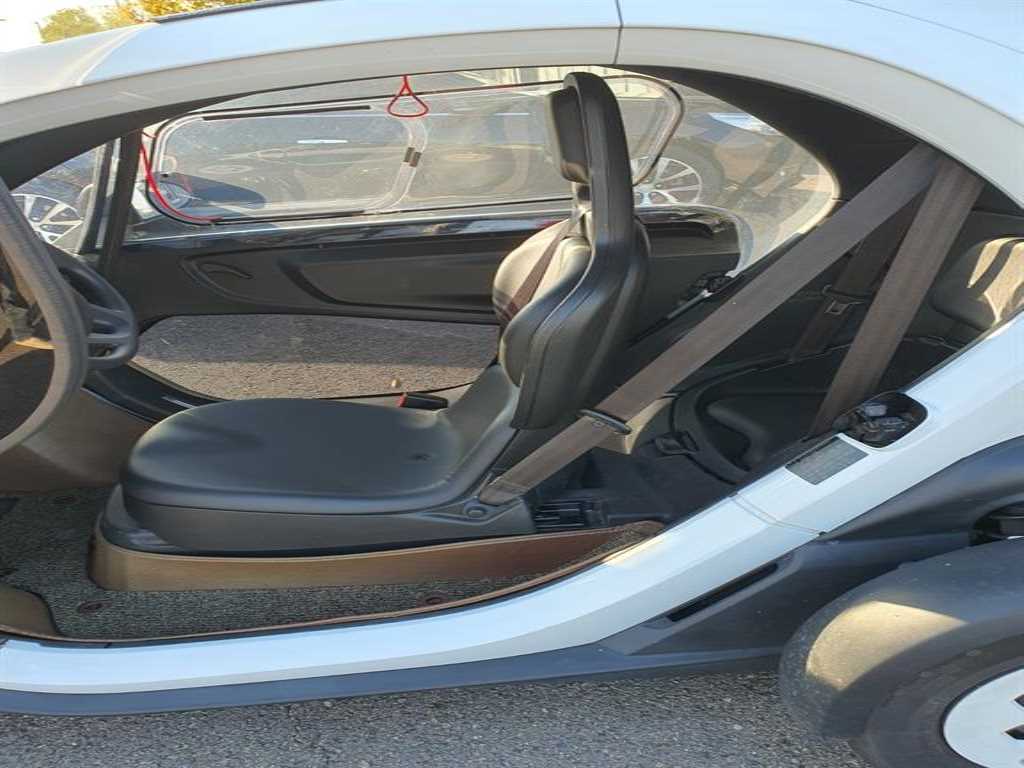 SAMSUNG Twizy - Vista 8