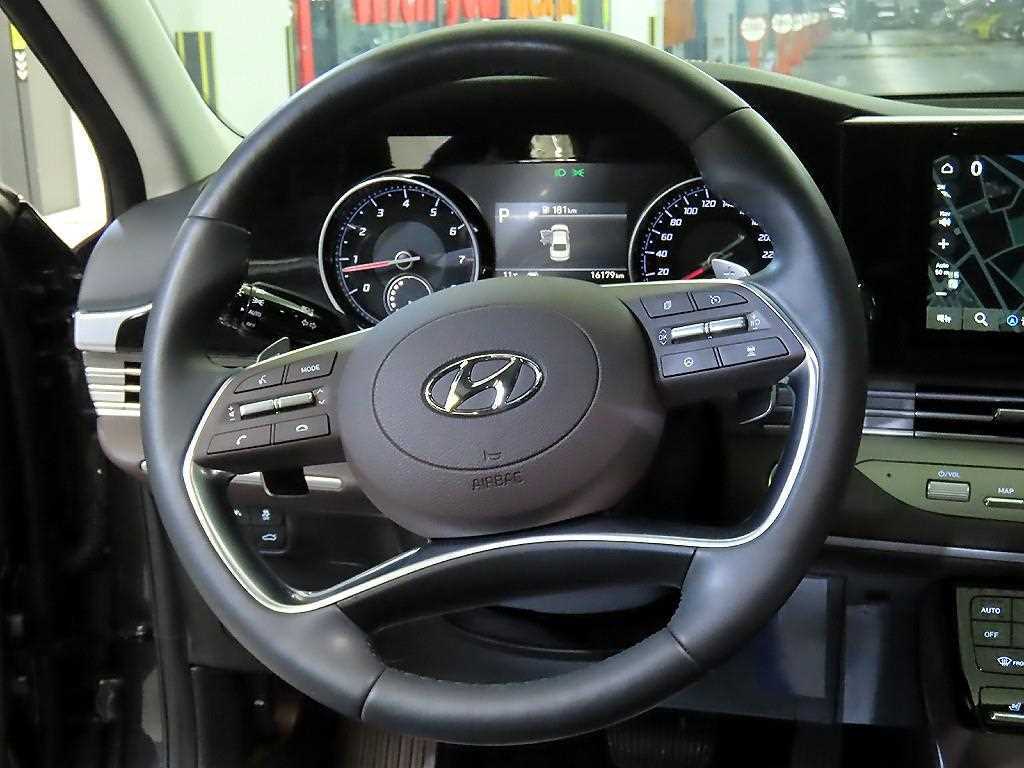 HYUNDAI Grandeur - Vista 8