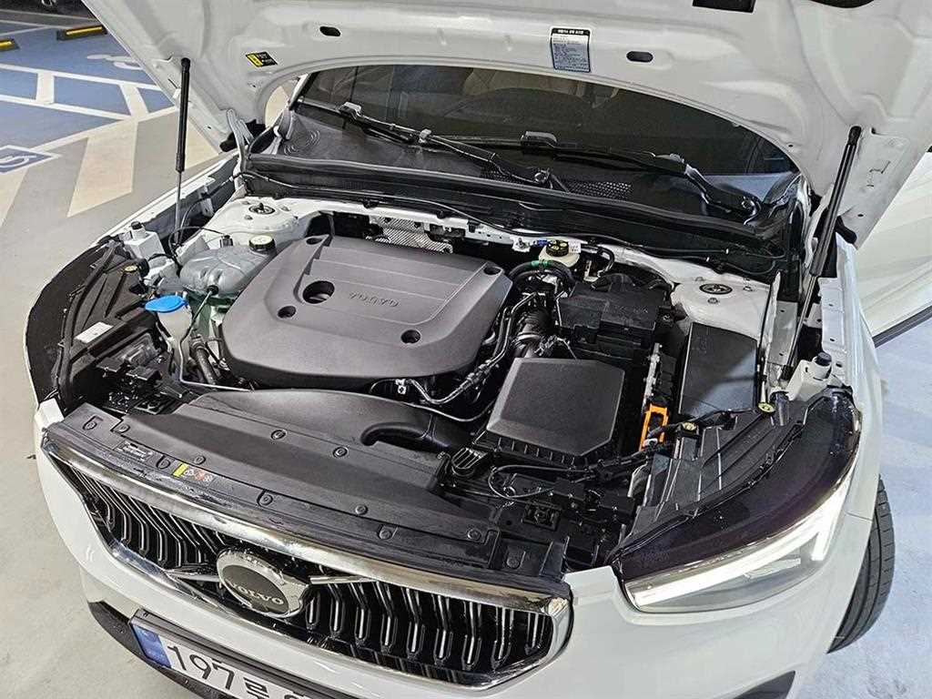 Volvo XC40 2023 - Importación desde Corea - HF Imports Iquique - Foto 19