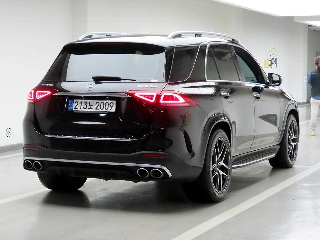 Mercedes Benz GLE Class - Vista 4