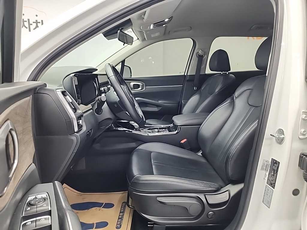 KIA Sorento - Vista 11