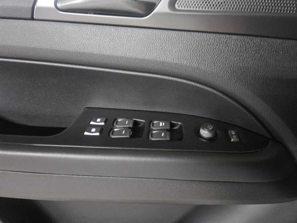 Ssangyong Rexton - Vista 11