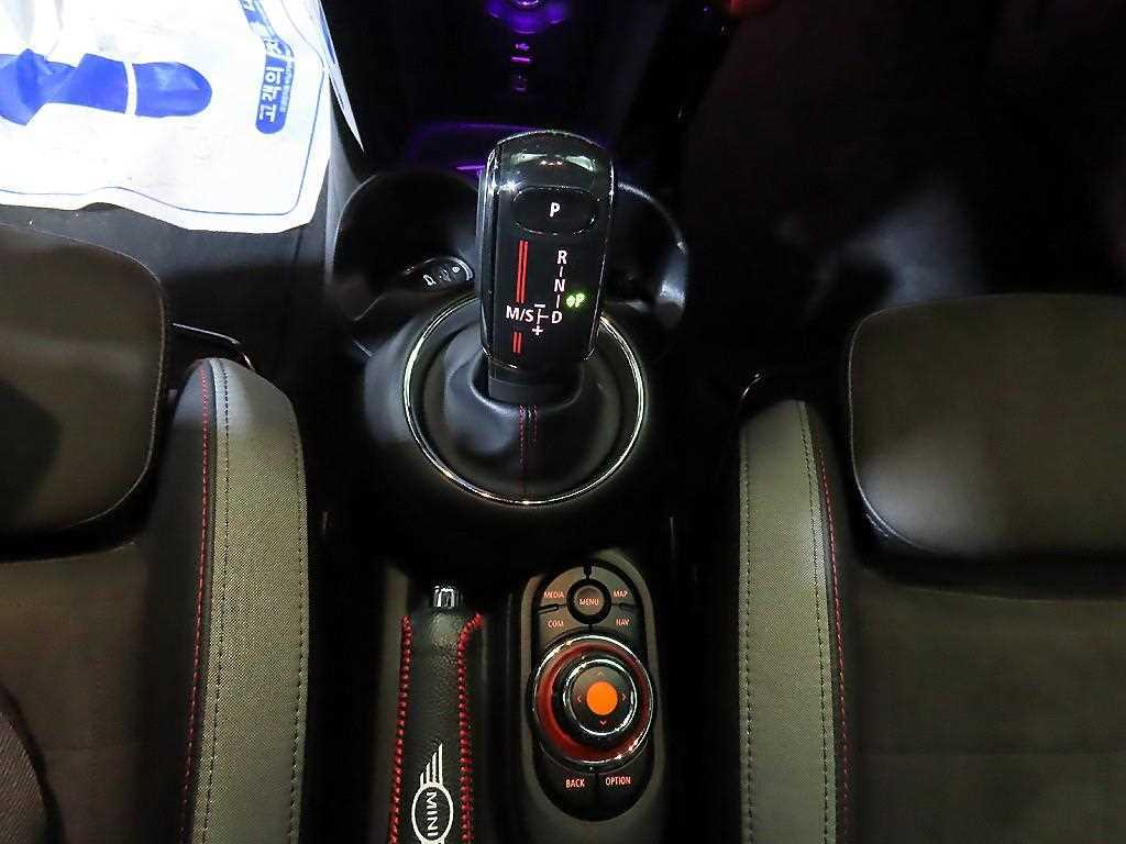 Mini Cooper Convertible 2020 Negro - Importación desde Corea - HF Imports Iquique - Foto 16