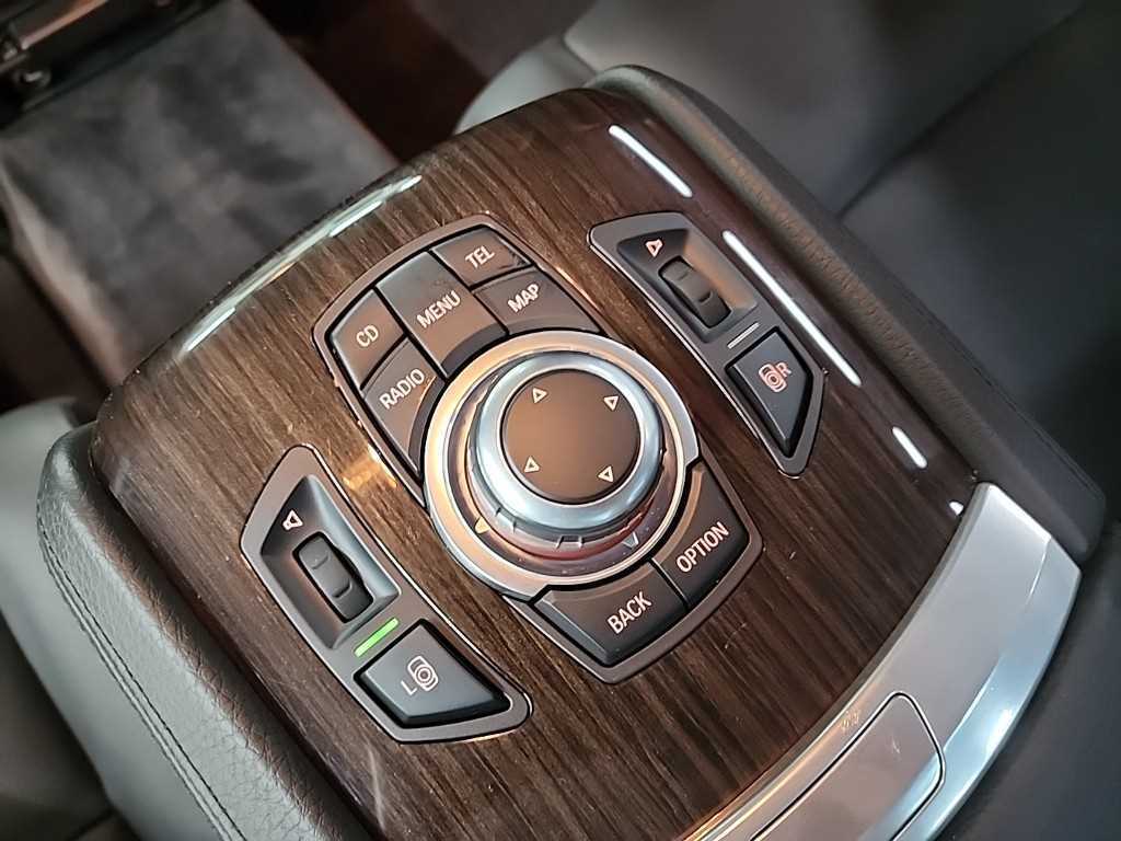 BMW 7 Series 2010 Gris - Importación desde Corea - HF Imports Iquique - Foto 14