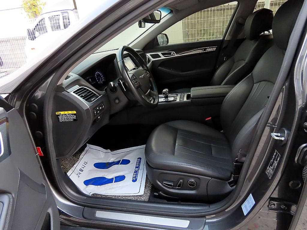 Genesis G80 - Vista 5