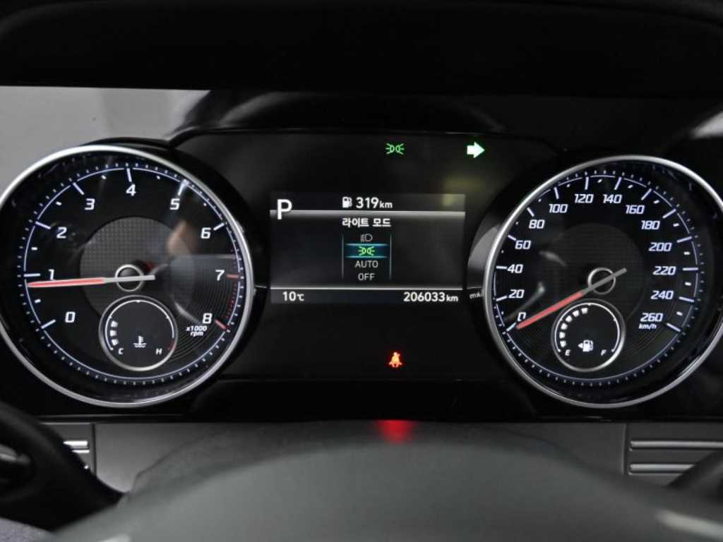 HYUNDAI Grandeur - Vista 5