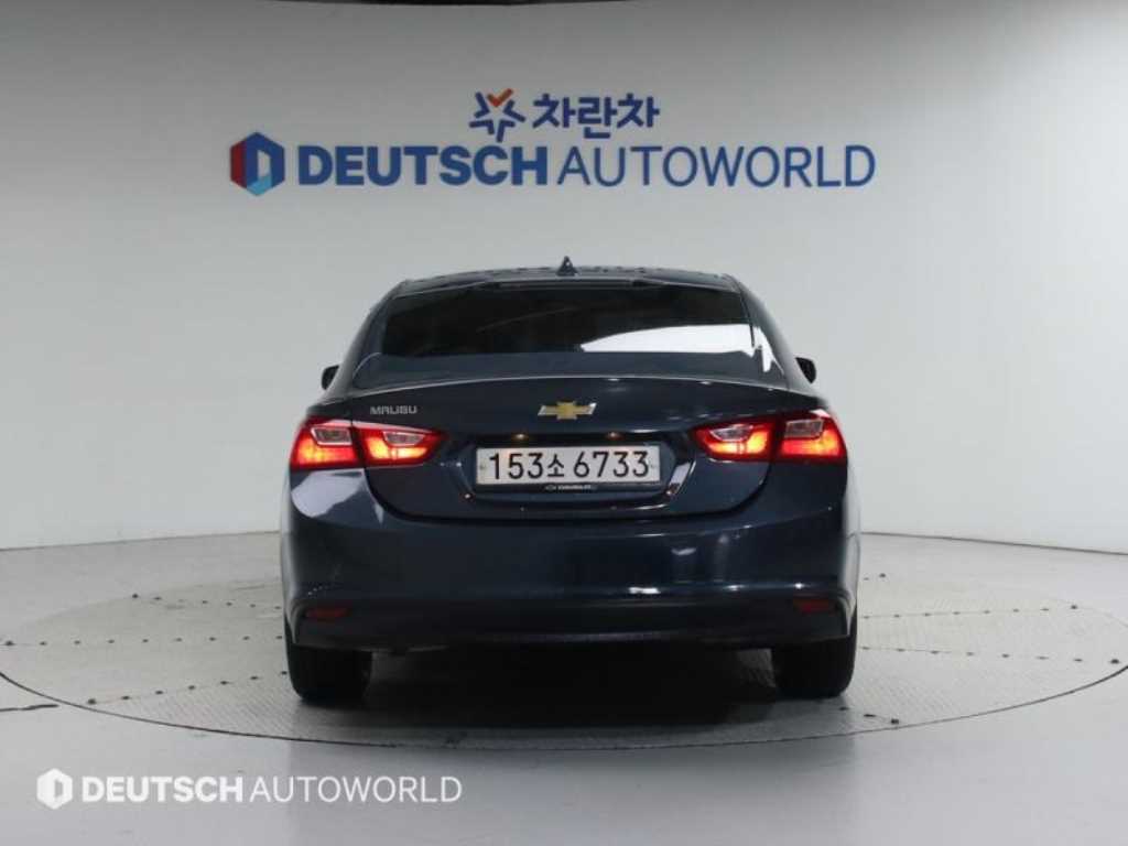 Chevrolet Malibu - Vista 4