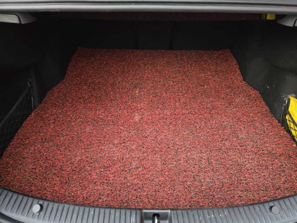 Mercedes Benz C Class - Vista 8