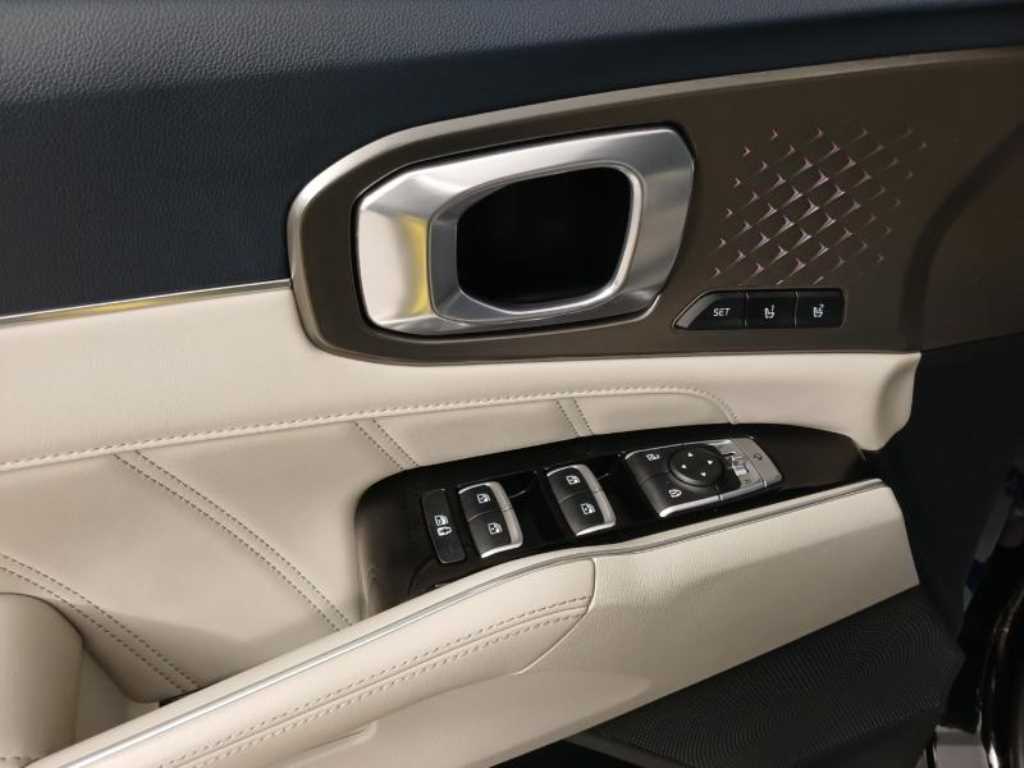 KIA Sorento - Vista 9