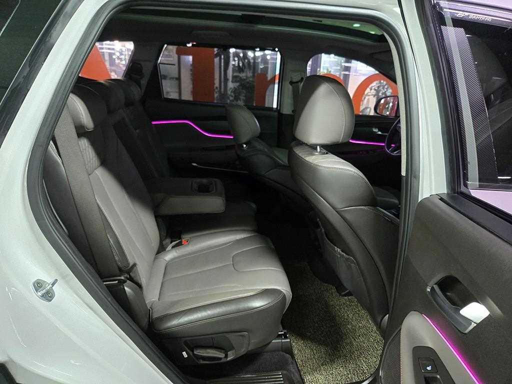 HYUNDAI Santa Fe - Vista 6