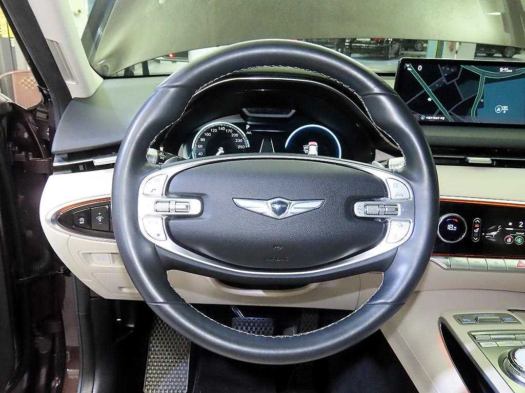 Genesis GV70 - Vista 9