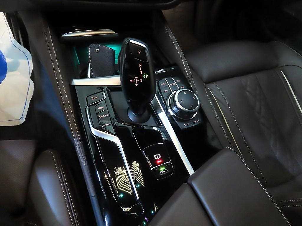 BMW 5 Series - Vista 12