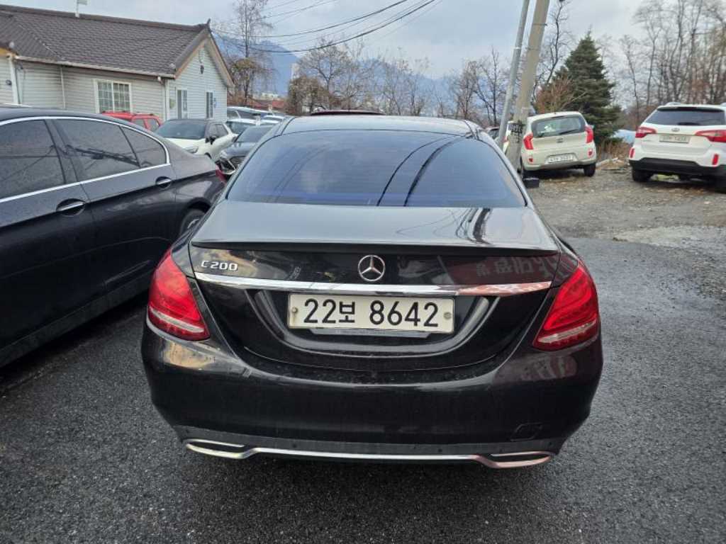 Mercedes Benz C Class - Vista 5