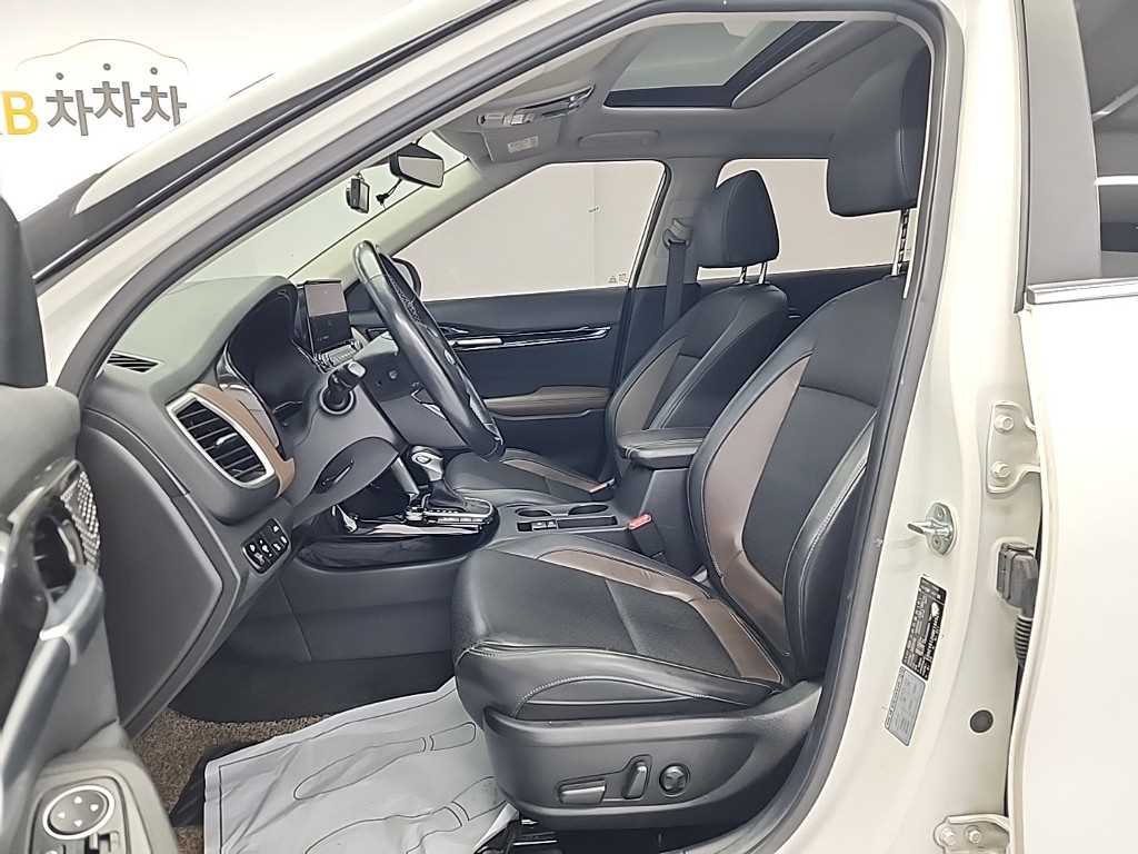 KIA Seltos - Vista 11