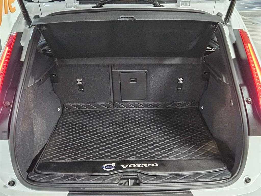 Volvo XC40 2023 - Importación desde Corea - HF Imports Iquique - Foto 18