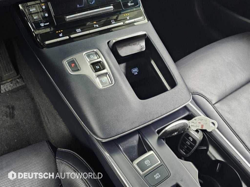 HYUNDAI Grandeur - Vista 9