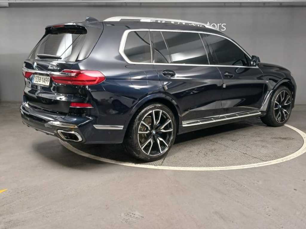 BMW X7 - Vista 4