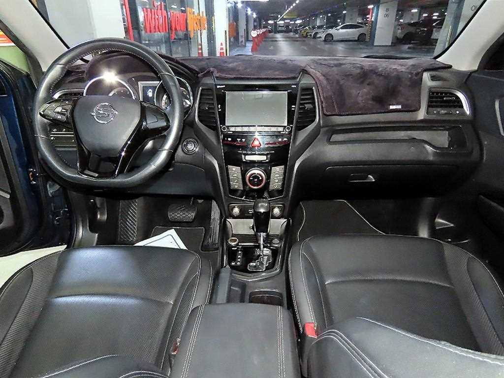 Ssangyong Tivoli - Vista 10