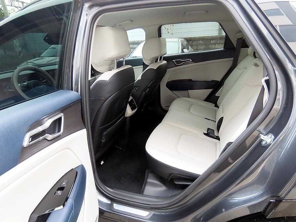 KIA Sportage - Vista 6