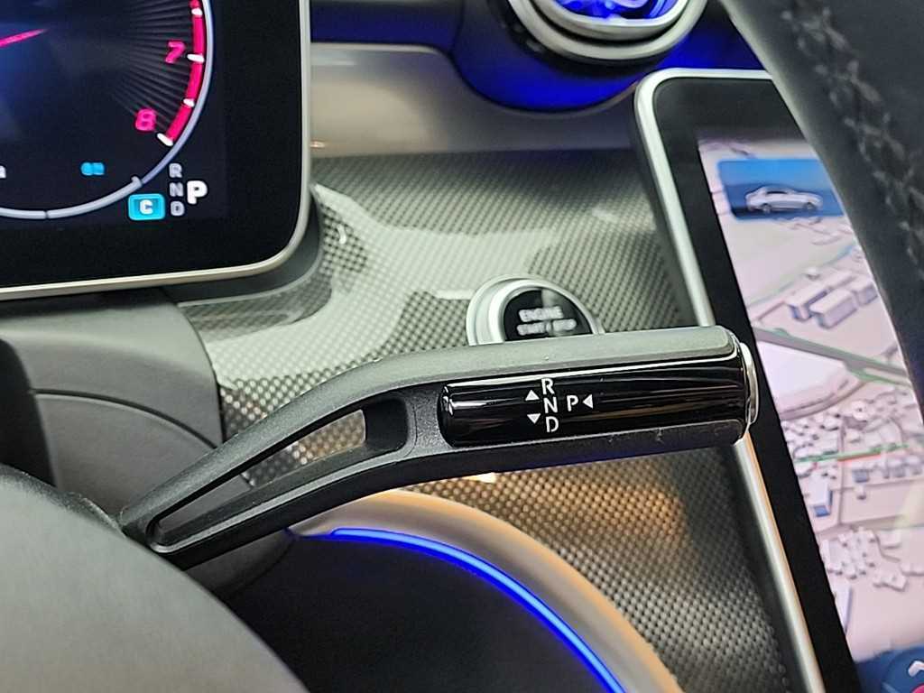 Mercedes Benz C Class - Vista 8