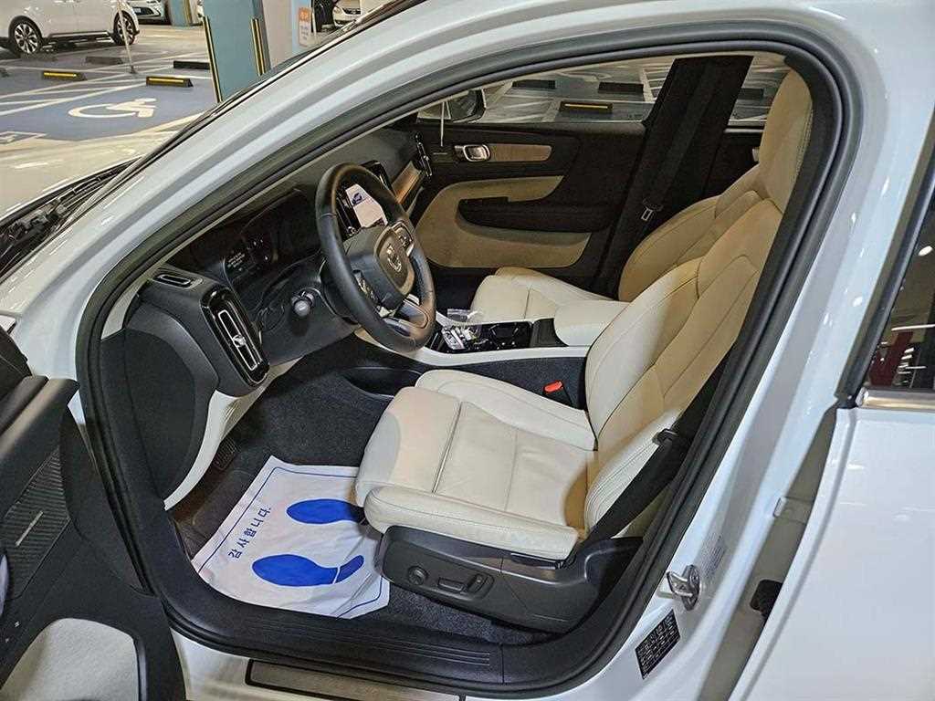 Volvo XC40 - Vista 6