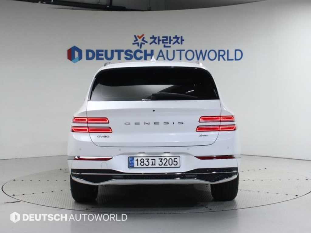 Genesis GV80 - Vista 4