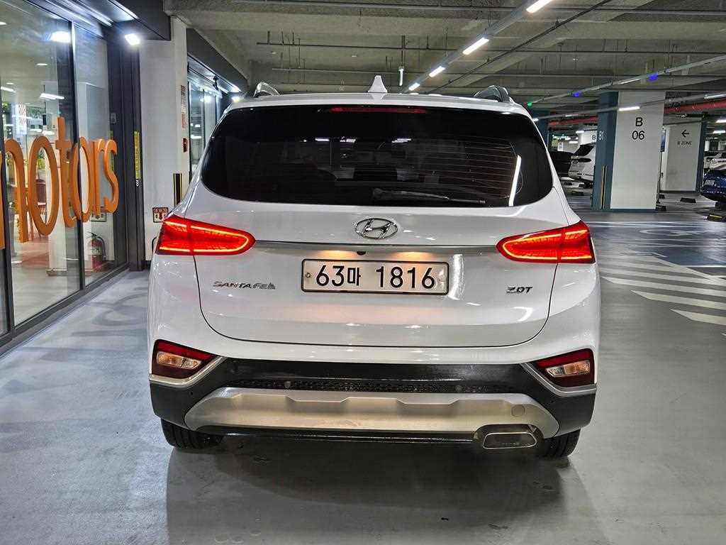 HYUNDAI Santa Fe - Vista 4