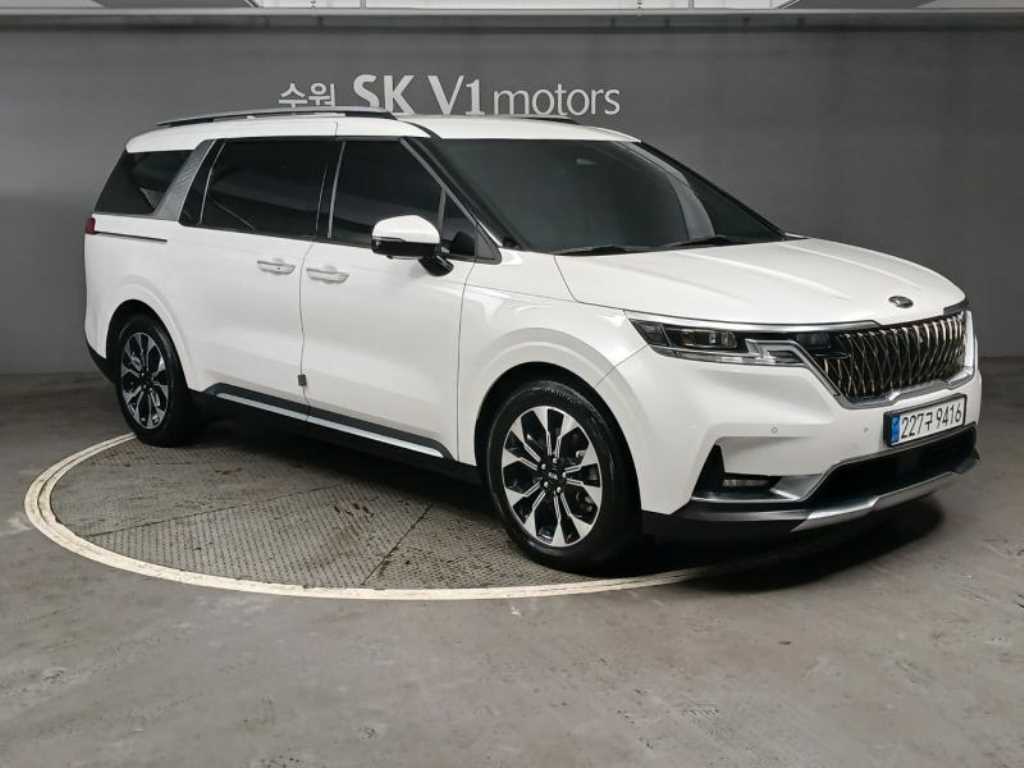KIA Carnival - Vista 5
