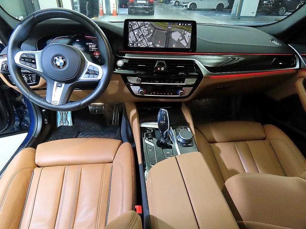 BMW 5 Series - Vista 10