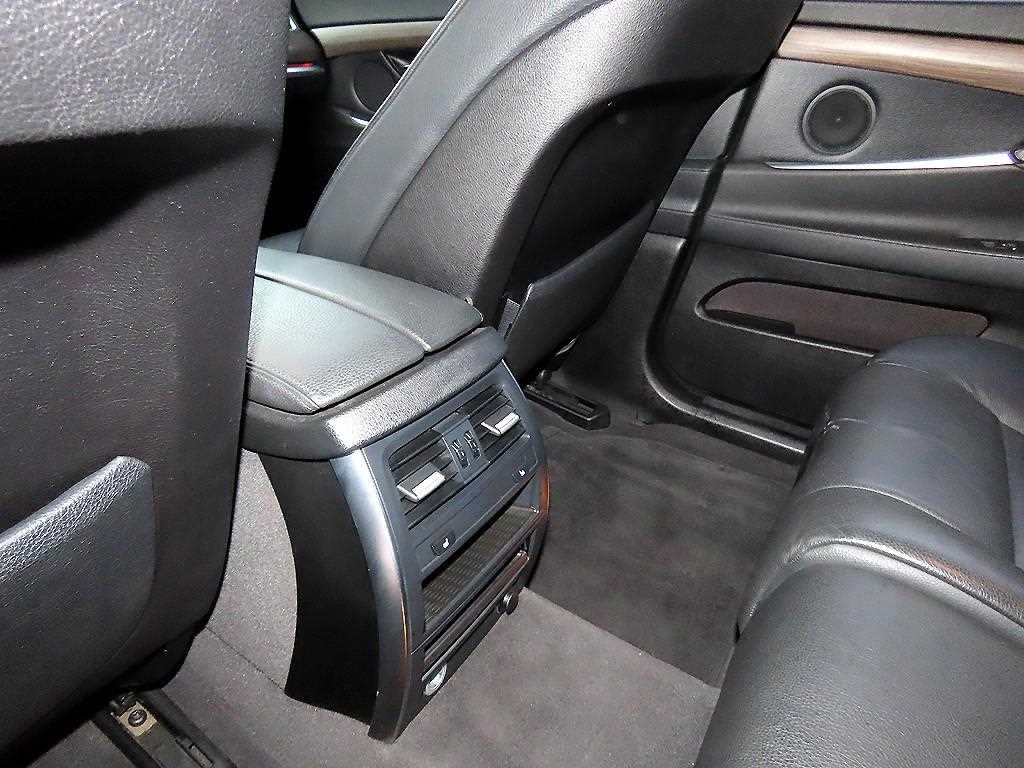 BMW Gran Turismo 2011 Gris - Importación desde Corea - HF Imports Iquique - Foto 16