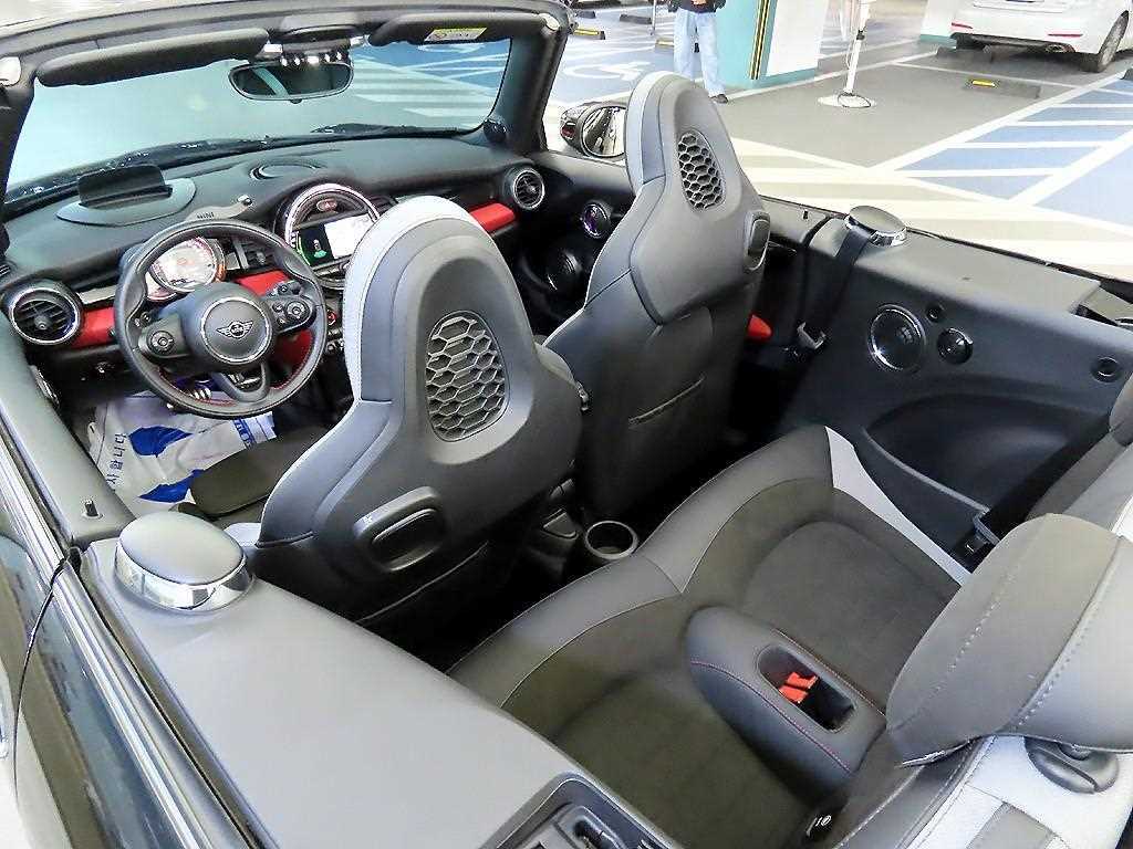 Mini Cooper Convertible 2020 Negro - Importación desde Corea - HF Imports Iquique - Foto 14