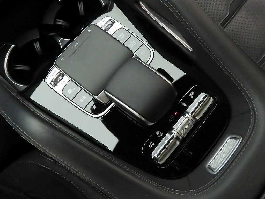 Mercedes Benz GLE Class - Vista 11