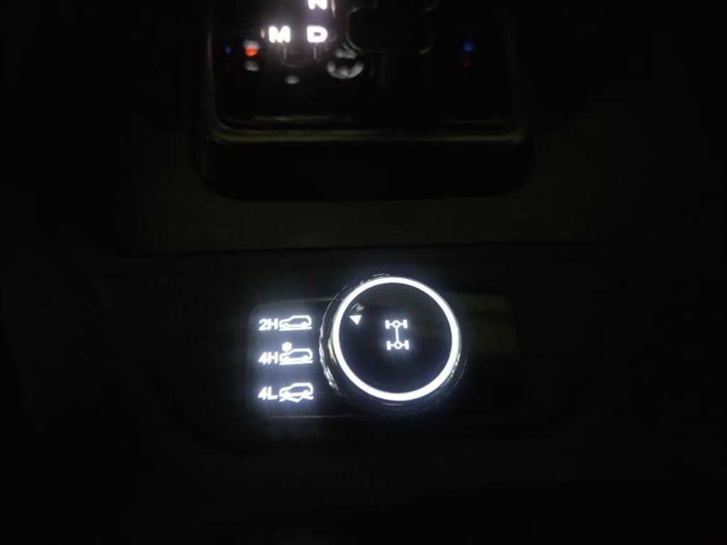 Ssangyong Rexton 2022 Blanco - Importación desde Corea - HF Imports Iquique - Foto 13