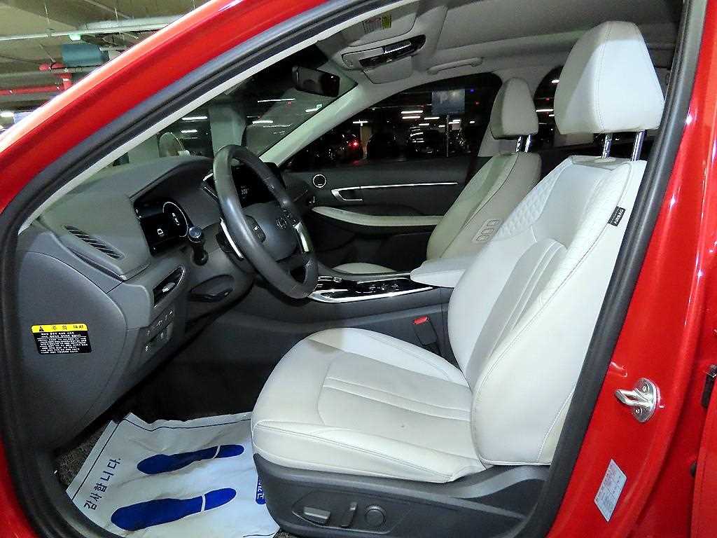 HYUNDAI Sonata - Vista 6