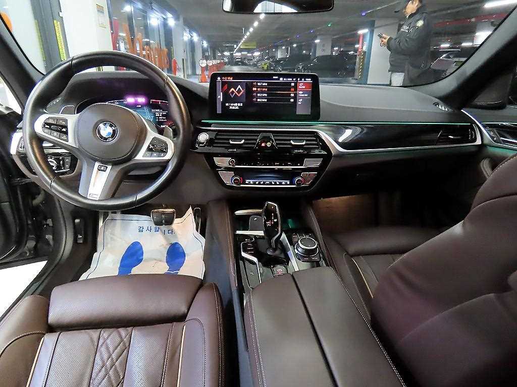 BMW 5 Series - Vista 10